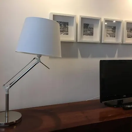 Quiet And Comfortable In Porta Romana Milan