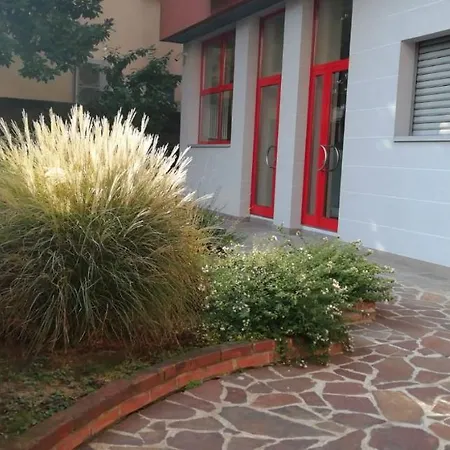 Apartment Quiet And Comfortable In Porta Romana Milan